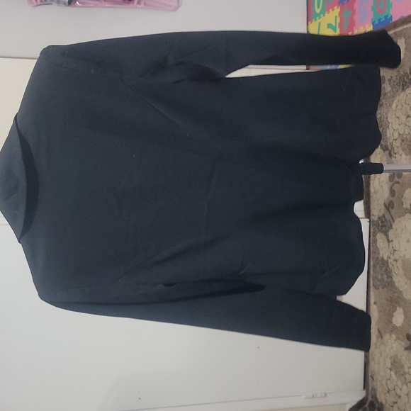 Blazer - Picture 6 of 7